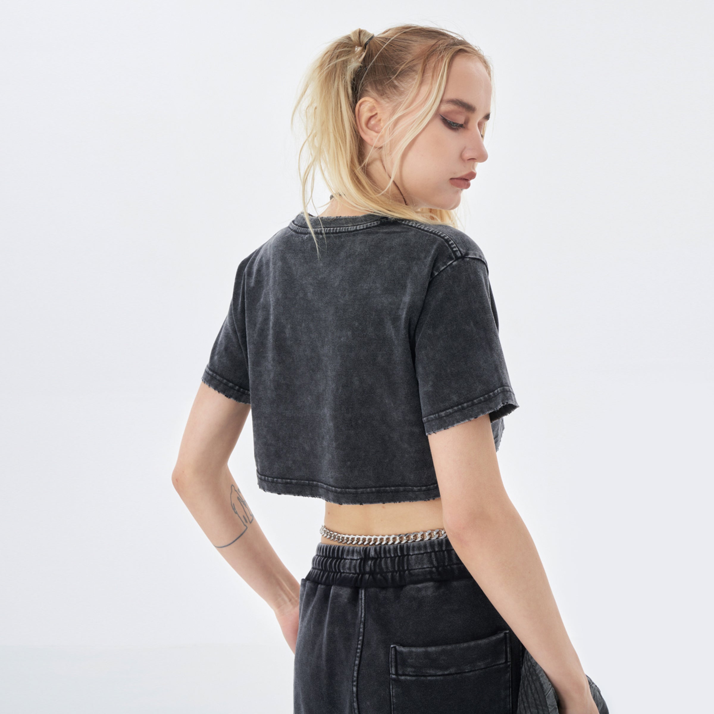 Crop Top NHH Frontprint ( Women Collection )